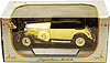 32367YL_th-1933-Cadillac-132-Signature