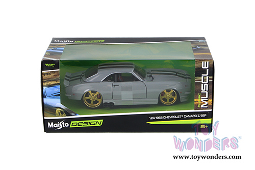 Maisto Design - Classic Muscle | Chevrolet&reg; Camaro Z/28&reg; Hardtop (1968, 1/24 scale diecast model car, Grey) 32508GY