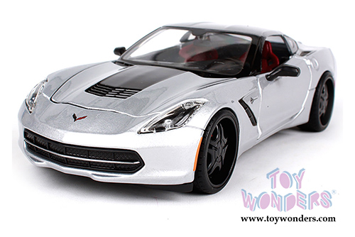 Maisto Design - Modern Muscle | Corvette® Stingray™ Hardtop (2014, 1/24 scale diecast model car, Silver) 32510SV