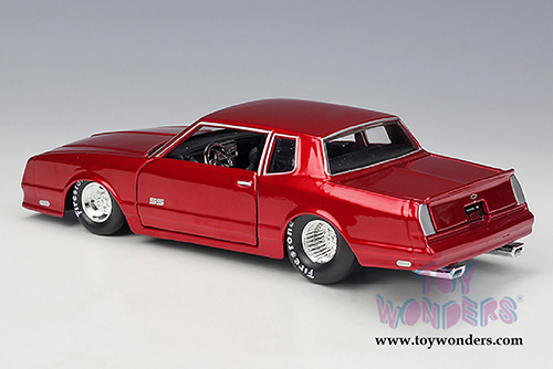 Maisto Design - Classic Muscle | Chevrolet&reg; Monte Carlo SS Hardtop (1986, 1/24 scale diecast model car, Candy Red) 32530R