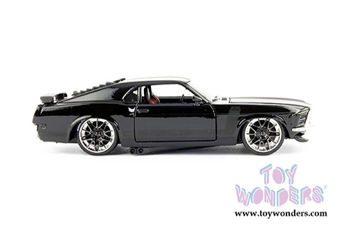 Maisto Design - Classic Muscle | Ford Mustang Boss 302 Hardtop (1970, 1/24 scale diecast model car, Black) 32535BK