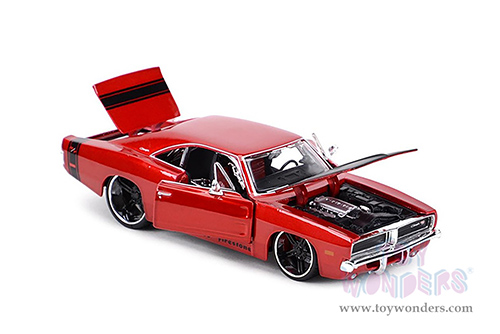 Maisto Design - Classic Muscle | Dodge Charger R/T Hardtop (1969, 1/25 scale diecast model car, Red/Black) 32537R