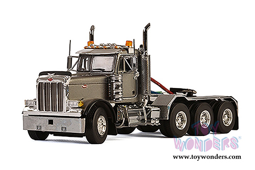 WSI Models - Peterbilt 379 8X4 4 Axle Truck (1/50 scale diecast model car, Silver) 33-2015