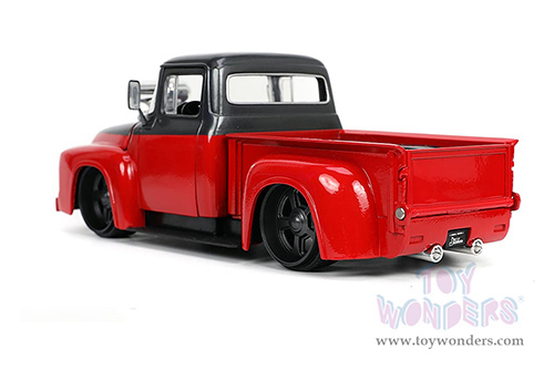 Jada Toys Just Trucks - Ford F-100 Pickup Truck with Extra Wheels (1956, 1/24 scale diecast model car, Dark Gray/Red) 33019