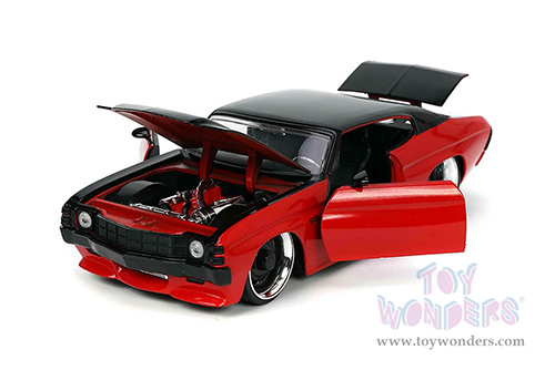 Jada Toys Bigtime Muscle - Chevrolet&reg; Chevelle&reg; SS Hardtop (1971, 1/24 scale diecast model car, Red/Black) 33041/4