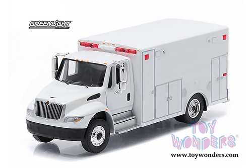 Greenlight - International&reg; Durastar Ambulance (1/64 scale diecast model car, White) 33041