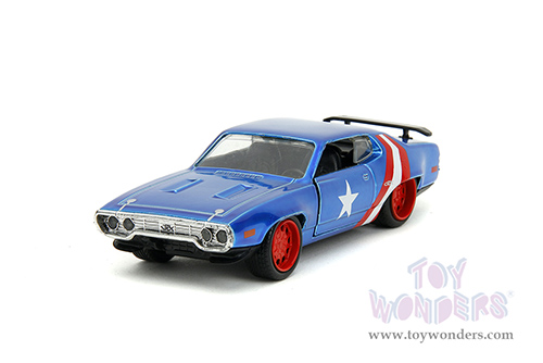 Jada Toys - Hollywood Rides | Marvel Avengers Plymouth GTX with Captain America Diecast Figure (1972, 1/32 scale diecast model car, Blue/Red and White Stripes) 33081