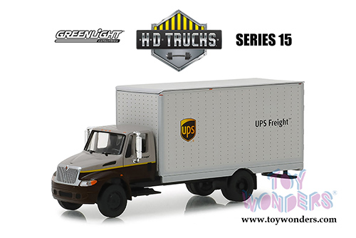 Greenlight - Heavy Duty Trucks Series 15 | International Box Van UPS Freight (2013, 1/64 scale diecast model car, Brown/Gray) 33150B/48