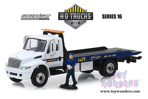 Greenlight - Heavy Duty Trucks Series 16 | International Durastar Flatbed Truck with Serviceman Figure - Goodyear Roadside Service (2013, 1/64 scale diecast model car, White) 33160C/48