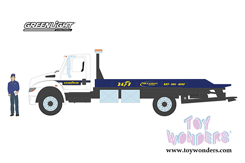 Greenlight - Heavy Duty Trucks Series 16 | International Durastar Flatbed Truck with Serviceman Figure - Goodyear Roadside Service (2013, 1/64 scale diecast model car, White) 33160C/48