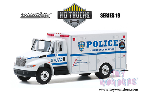 Greenlight - Heavy Duty Trucks Series 19 | International&reg; Durastar&reg; Emergency Service New York Police Department (NYPD) (2013, 1/64 scale diecast model car, White/Blue) 33190B/48