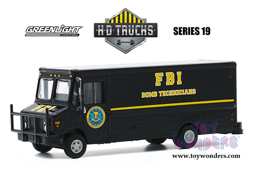 Greenlight - Heavy Duty Trucks Series 19 | Step Van FBI Bomb Technicians (2019, 1/64 scale diecast model car, Brown) 33190C/48