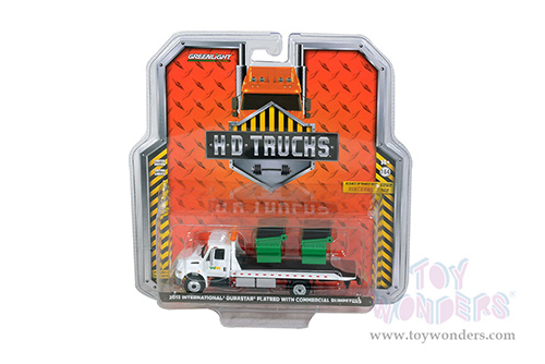 Greenlight - Heavy Duty Trucks Series 22 | International&reg; DuraStar&reg; Flatbed Truck with 2 Commercial Dumpsters "Waste Management" (2013, 1/64 scale diecast model car, White) 33220B/48