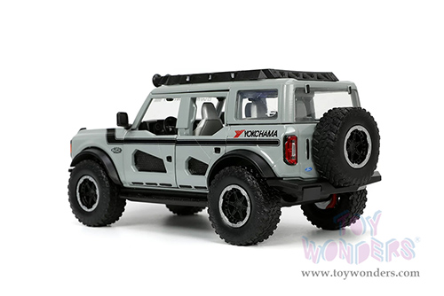 Jada Toys Just Trucks | Ford Bronco Hardtop "Own the Night" Yokohama (2021, 1/24 scale diecast model car, Gray/Black stripes) 33300