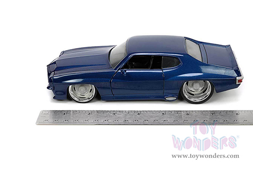 Jada Toys Bigtime Muscle - Pontiac&reg; GTO&reg; Hardtop (1971, 1/24 scale diecast model car, Dark Blue) 33545