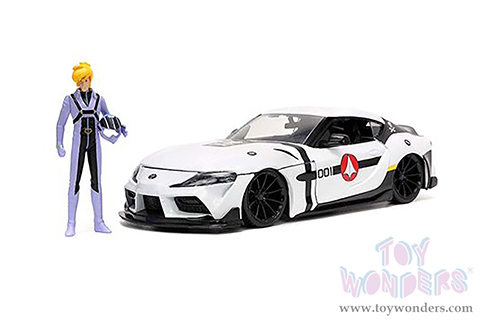 Jada Toys - Hollywood Rides | Robotech Toyota Supra with Roy Focker Diecast Figurine (2020, 1/24, diecast model car, White) 33682
