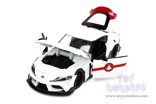 Jada Toys - Hollywood Rides | Robotech Toyota Supra with Rick Hunter Diecast Figurine (2020, 1/24, diecast model car, White) 33685