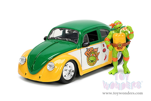 Jada Toys - Hollywood Rides | Volkswagen Drag Beetle with Michelangelo Diecast Figure "Teenage Mutant Ninja Turtles" (1959, 1/24, diecast model car, Green/Yellow) 33741