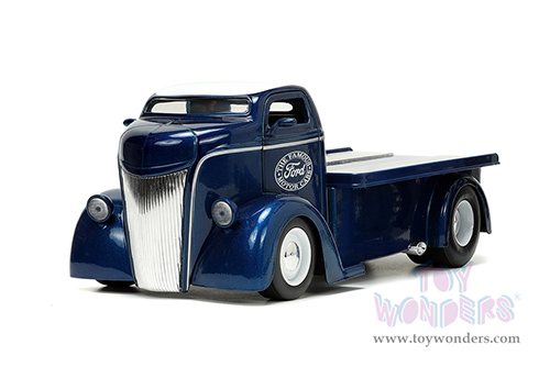 Jada Toys Just Trucks - Ford COE Flatbed Truck "The Famous Motor Cars" with Extra Wheels (1947, 1/24 scale diecast model car, Dark Blue) 33853