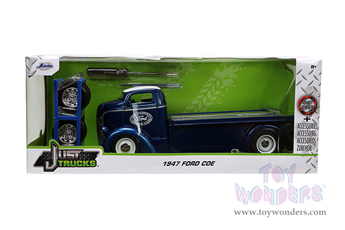 Jada Toys Just Trucks - Ford COE Flatbed Truck "The Famous Motor Cars" with Extra Wheels (1947, 1/24 scale diecast model car, Dark Blue) 33853