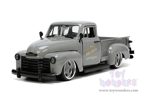 Jada Toys Just Trucks - Chevrolet&reg; Pickup and Extra Wheels (1953, 1/24 scale diecast model car, Gray) 34023