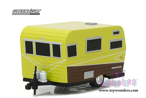 Greenlight - Hitched Homes Series 3 | Siesta Travel Trailer (1958, 1/64 scale diecast model car, Green/Brown) 34030A/48