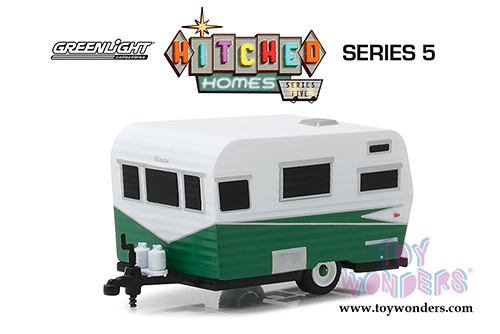 Greenlight - Hitched Homes Series 5 | Siesta Travel Trailer (1958, 1/64 scale diecast model car, Green/White) 34050A/48