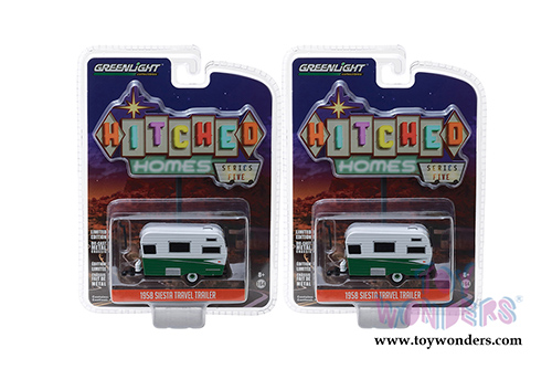 Greenlight - Hitched Homes Series 5 | Siesta Travel Trailer (1958, 1/64 scale diecast model car, Green/White) 34050A/48
