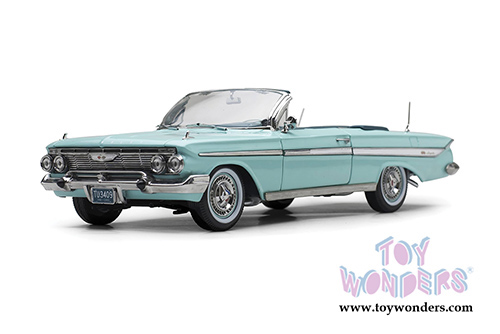 Sun Star USA - Chevrolet&reg; Impala Open Convertible (1961, 1/18 scale diecast model car, Seafoam Green) 3409