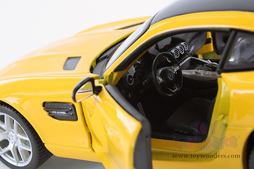 Showcasts® Collectibles - Mercedes-Benz AMG GT Hard Top (1/24 scale diecast model car, Asstd.) 34134 MAP: $19.99