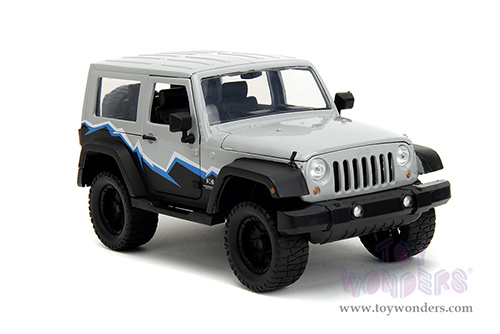 Jada Toys Just Trucks - Jeep® Wrangler with Extra Wheels (2007, 1/24 scale diecast model car, Light Gray/Black) 34194