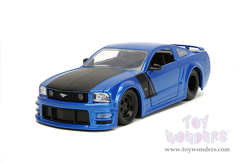 Jada Toys Bigtime Muscle - Ford Mustang GT Hardtop (2006, 1/24 scale diecast model car, Blue) 34195
