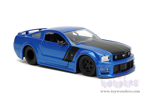 Jada Toys Bigtime Muscle - Ford Mustang GT Hardtop (2006, 1/24 scale diecast model car, Blue) 34195
