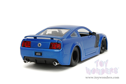 Jada Toys Bigtime Muscle - Ford Mustang GT Hardtop (2006, 1/24 scale diecast model car, Blue) 34195