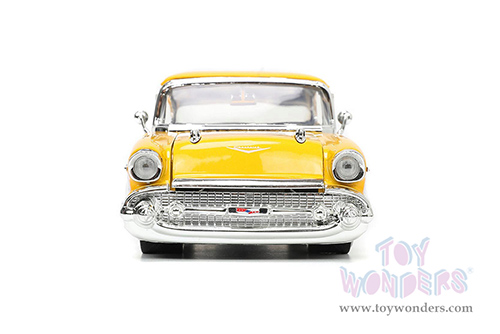 Jada Toys Bigtime Muscle - Chevrolet&reg; Bel Air&reg; Hardtop (1957, 1/24 scale diecast model car, Yellow/White) 34200/4