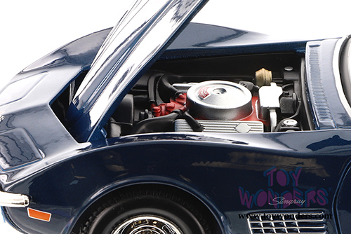 Showcasts Collectibles - Chevrolet&reg; Corvette&reg; T-Top (1970, 1/24 scale diecast model car, Asstd.) 34202/2