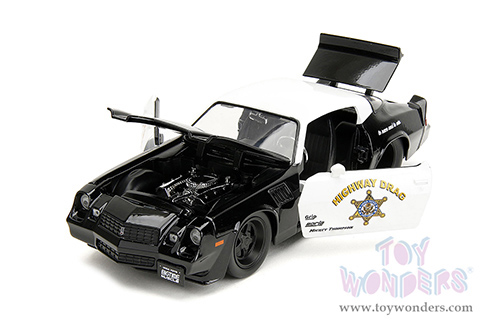 Jada Toys Bigtime Muscle - Chevrolet® Camaro® Z28 "Highway Drag" Police (1979, 1/24 scale diecast model car, Black/White) 34203/4