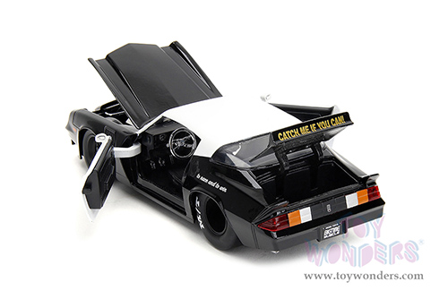 Jada Toys Bigtime Muscle - Chevrolet® Camaro® Z28 "Highway Drag" Police (1979, 1/24 scale diecast model car, Black/White) 34203/4