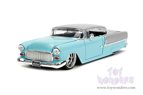 Jada Toys Bigtime Muscle - Chevrolet® Bel Air® "Bad Guys" Hardtop (1955, 1/24 scale diecast model car, Light Blue/Silver) 34207/4