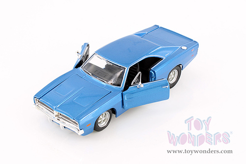 Showcasts® Collectibles - Dodge Charger R/T Hardtop (1969, 1/25 scale diecast model car, Asstd.) 34256 MAP: $19.99