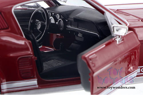 Showcasts Collectibles - Ford Mustang GT-500 Hard Top (1967, 1/24 scale diecast model car, Asstd.) 34260/2