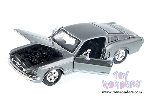 Showcasts Collectibles - Ford Mustang GT-500 Hard Top (1967, 1/24 scale diecast model car, Asstd.) 34260/2