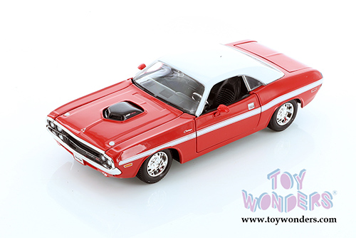 Showcasts&reg; Collectibles - Dodge Challenger R/T Coupe Hardtop & Convertible (1970, 1/24 scale diecast model car, Asstd.) 34263/4D