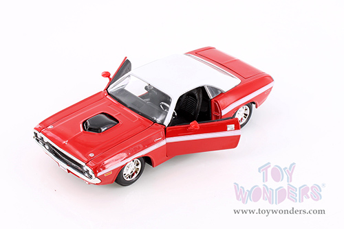 Showcasts® Collectibles - Dodge Challenger R/T Coupe Soft Top (1970, 1/24 scale diecast model car, Red) 34263 MAP: $19.99