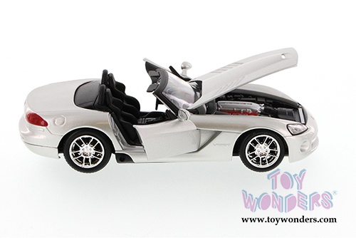 Showcasts Collectibles - Dodge Viper SRT-10 Convertible/SRT Viper GTS Hard Top (2003/2013, 1/24 scale diecast model car, Asstd.) 34271/32