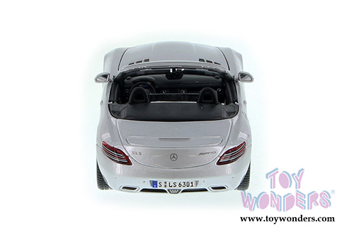 Showcasts Collectibles - Mercedes-Benz SLS AMG Roadster Convertible (1/24 scale diecast model car, Asstd.) 34272