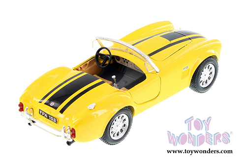 Showcasts Collectibles - Shelby Cobra 427 Convertible (1965, 1/24 scale diecast model car, Asstd.) 34276