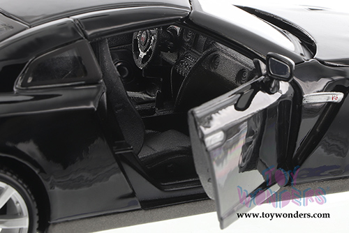 Showcasts Collectibles - Nissan GT-R Hardtop (2009, 1/24 scale diecast model car, Asstd.) 34294/2