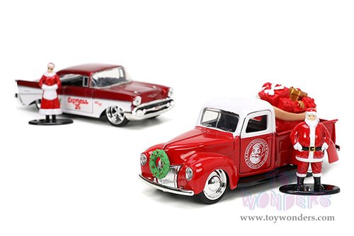 Jada Toys Holiday Rides - Mr. & Mrs. Santa Claus Twin Pack (1/32 scale diecast model car, Red) 34441