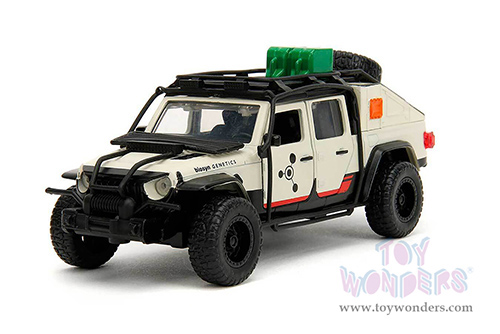 Jada Toys - Hollywood Rides | Jeep® Gladiator Pickup Truck "Jurassic World Dominion" (2022) Movie (2020, 1/32 scale diecast model car, Beige) 34465/24